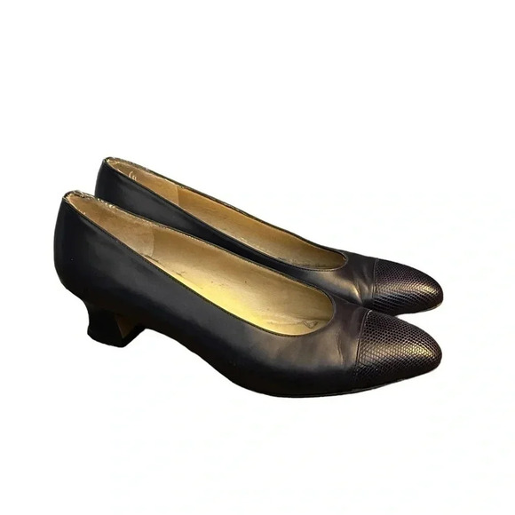 Salvatore Ferragamo Shoes - Salvatore Ferragamo Screened Leather Cap Toe Pumps Classic Vintage